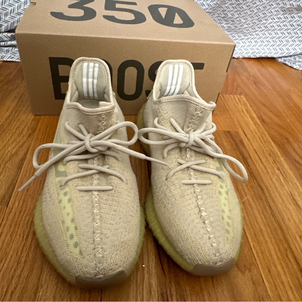 Yeezy Boost 350 V2 Flax